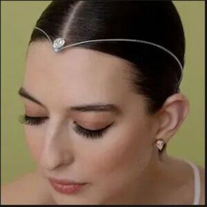 Headband with Teardrop